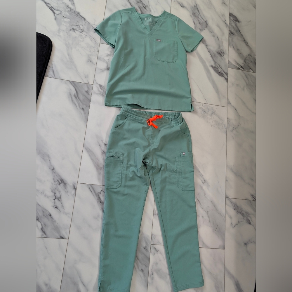 Figs Green Technical Scrub Top